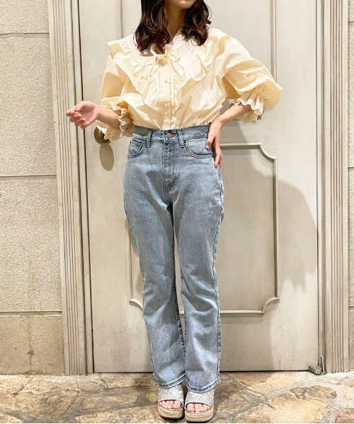 apres jour（アプレジュール）の「コットンレースフリルブラウス【ZOZOTOWN限定アイテム】（シャツ/ブラウス・レディース・アイボリー/ブラック/オフホワイト・フリー/X-LARGE）」の8枚目の写真