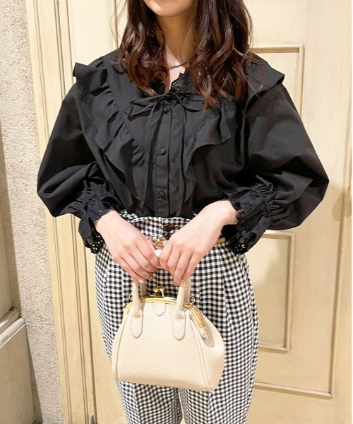 apres jour（アプレジュール）の「コットンレースフリルブラウス【ZOZOTOWN限定アイテム】（シャツ/ブラウス・レディース・アイボリー/ブラック/オフホワイト・フリー/X-LARGE）」の10枚目の写真