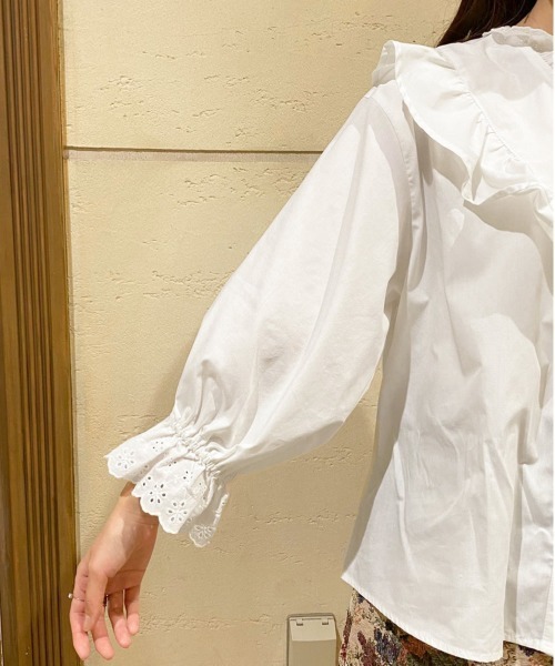 apres jour（アプレジュール）の「コットンレースフリルブラウス【ZOZOTOWN限定アイテム】（シャツ/ブラウス・レディース・アイボリー/ブラック/オフホワイト・フリー/X-LARGE）」の17枚目の写真