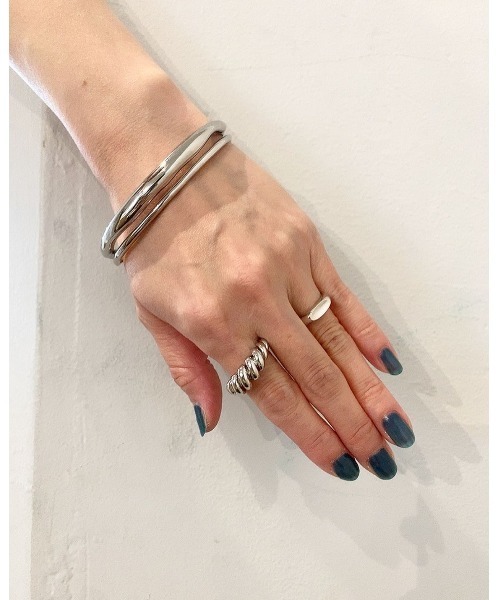 mou（モウ）の「ディファレントスィックネスバングル（バングル/リストバンド・レディース・シルバー/ゴールド/シルバー系その他・FREE）」の8枚目の写真