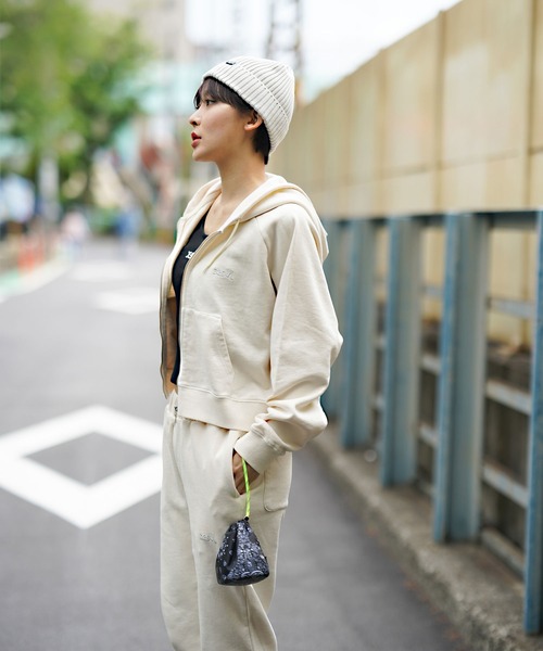 X-girl（エックスガール）の「BANDANA PATTERN POUCH（ポーチ・レディース・ブラック/パープル/イエロー・ONE SIZE）」の19枚目の写真