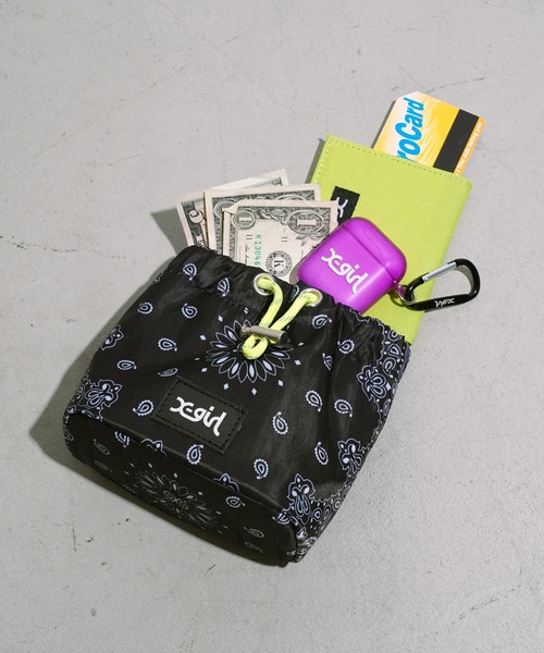 X-girl（エックスガール）の「BANDANA PATTERN POUCH（ポーチ・レディース・ブラック/パープル/イエロー・ONE SIZE）」の21枚目の写真