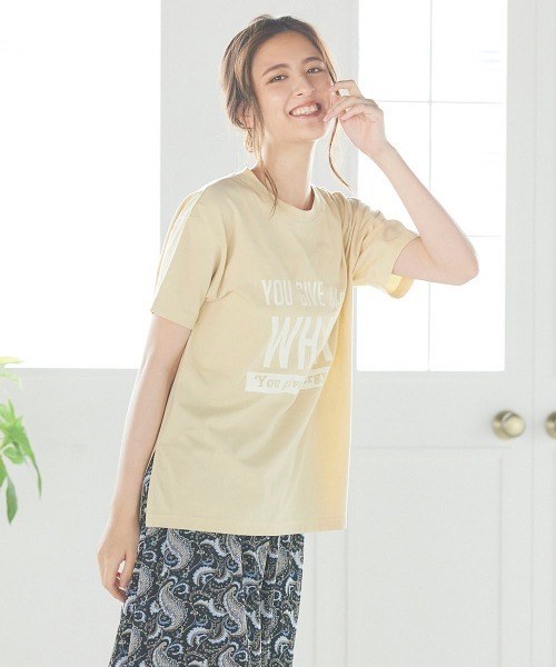 LIPSTAR(リップスター)の「ビッグロゴTシャツ(Tシャツ/カットソー・レディース・ブラック/ベージュ/オフホワイト・M)」の14枚目の写真