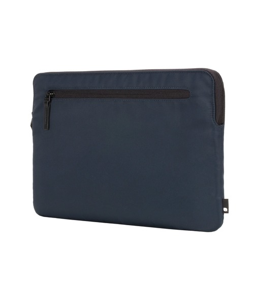 incase（インケース）の「INMB100335-NVY Incase Compact Sleeve in Flight Nylon for 13-inch MacBook Pro Retina / Pro - Navy（ビジネスバッグ・メンズ・ネイビー・ONE SIZE）」の12枚目の写真