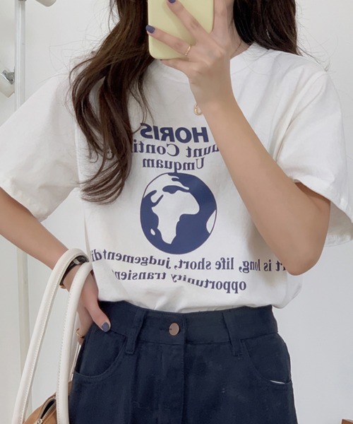 MAISON BREEZE（メゾンブリーズ）の「【MAISON BREEZE】アースプリントTee（Tシャツ/カットソー・レディース・イエロー/ホワイト/ピンク・FREE）」の2枚目の写真