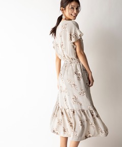 【STYLE4】ストライプフラワーギャザーワンピース