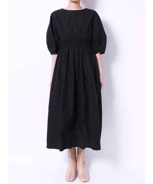 ELENDEEK（エレンディーク）の「スモッキングコクーンワンピース（ワンピース・レディース・ブラック/オリーブ/パープル・01/02）」の13枚目の写真