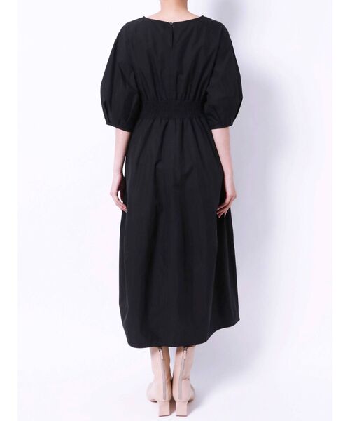 ELENDEEK（エレンディーク）の「スモッキングコクーンワンピース（ワンピース・レディース・ブラック/オリーブ/パープル・01/02）」の15枚目の写真