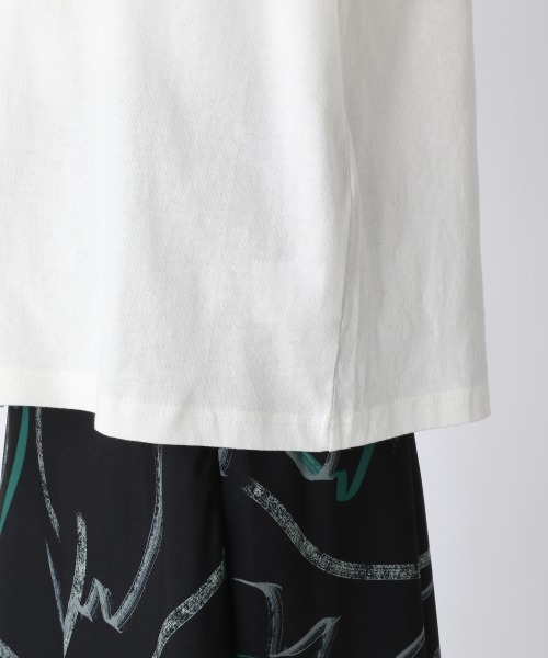 JEANASIS（ジーナシス）の「【WEB限定】バルーンスリーブフハクコンビ/957650（Tシャツ/カットソー・レディース・ホワイト/ブラック/マスタード・FREE）」の21枚目の写真