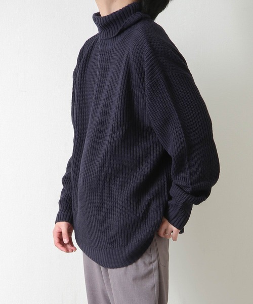 ZIP FIVE（ジップファイブ）の「【ZIP FIVE】7Gあぜ編みオーバーサイズタートルネックニット（ニット/セーター・メンズ・ネイビー/ブルー/グレイッシュベージュ/ライトグレー/オフホワイト/モカ/ブラック/オリーブ/アイボリー/グリーン系・LARGE/MEDIUM/X-LARGE）」の9枚目の写真