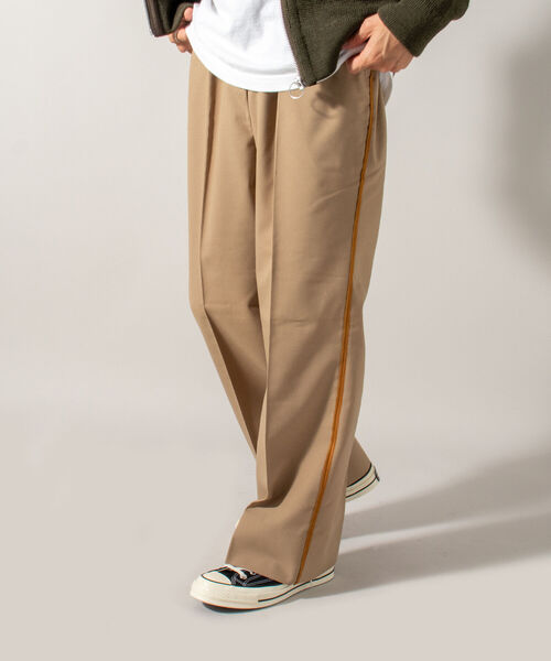 GLOSTER（グロスター）の「【BLAW×GLOSTER】 リメイク ミリタリーサファリパンツ（その他パンツ・メンズ・ベージュ・MEDIUM）」の2枚目の写真