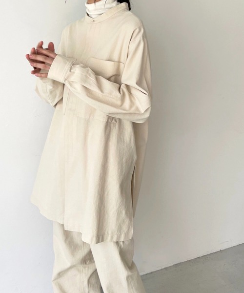 CANAL JEAN（キャナルジーン）の「RED CHOP WORKS　バンドカラーコットンシャツ（シャツ/ブラウス・レディース・ブラック/ベージュ/ブラウン・38）」の13枚目の写真