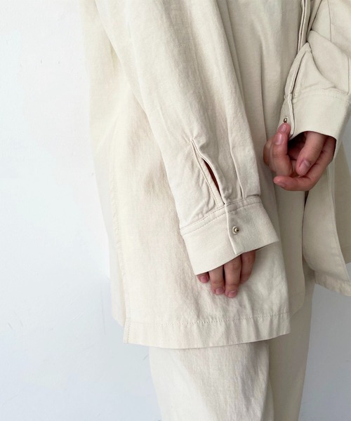 CANAL JEAN（キャナルジーン）の「RED CHOP WORKS　バンドカラーコットンシャツ（シャツ/ブラウス・レディース・ブラック/ベージュ/ブラウン・38）」の15枚目の写真