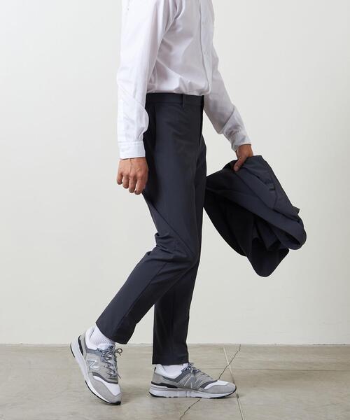 UNITED ARROWS（ユナイテッドアローズ）の「＜UNITED ARROWS "COZY"＞ ナイロン タフタ ノープリーツ イージーパンツ（その他パンツ・メンズ・ベージュ/ネイビー/ダークグレー・S/M/XL/L）」の7枚目の写真