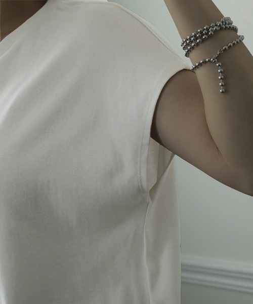ElegChic(エレグシック)の「コットンフレンチVネックTシャツ(Tシャツ/カットソー・レディース・ピンクベージュ/オフホワイト/ブラック・LL/M/XXL)」の20枚目の写真
