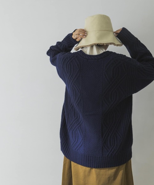 URBAN RESEARCH(アーバンリサーチ)の「AIR WOOL ケーブルカーディガン(カーディガン/ボレロ・レディース・イエロー/ベージュ系その他/ネイビー・FREE)」の19枚目の写真