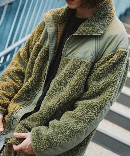 Alpha Industries(アルファインダストリーズ)の「【ユニセックス対応】LEVEL3 GEN2 ボアジャケット(その他アウター・メンズ・ブラック/グリーン系その他/ホワイト×ネイビー/ホワイト×カーキブラウン・SMALL/MEDIUM/LARGE/X-LARGE)」の4枚目の写真