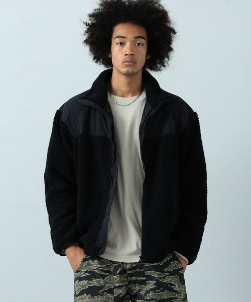 Alpha Industries(アルファインダストリーズ)の「【ユニセックス対応】LEVEL3 GEN2 ボアジャケット(その他アウター・メンズ・ブラック/グリーン系その他/ホワイト×ネイビー/ホワイト×カーキブラウン・SMALL/MEDIUM/LARGE/X-LARGE)」の3枚目の写真