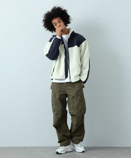 Alpha Industries(アルファインダストリーズ)の「【ユニセックス対応】LEVEL3 GEN2 ボアジャケット(その他アウター・メンズ・ブラック/グリーン系その他/ホワイト×ネイビー/ホワイト×カーキブラウン・SMALL/MEDIUM/LARGE/X-LARGE)」の7枚目の写真