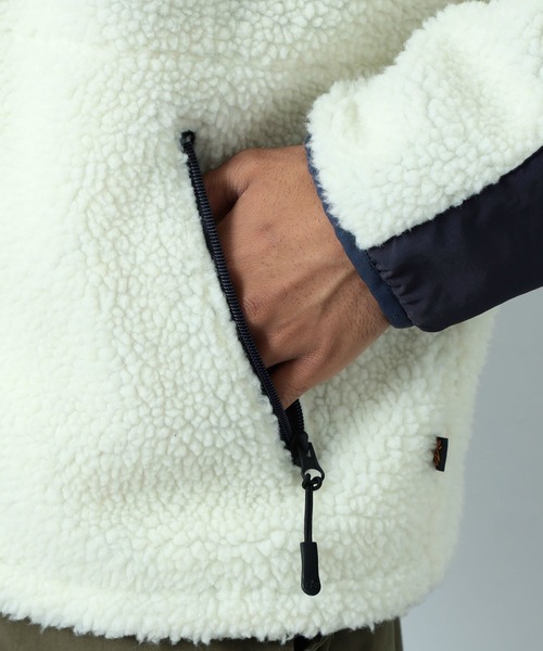 Alpha Industries(アルファインダストリーズ)の「【ユニセックス対応】LEVEL3 GEN2 ボアジャケット(その他アウター・メンズ・ブラック/グリーン系その他/ホワイト×ネイビー/ホワイト×カーキブラウン・SMALL/MEDIUM/LARGE/X-LARGE)」の18枚目の写真