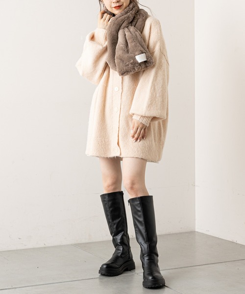 Chico（チコ）の「【新色追加】エコファーカラーティペット（マフラー・レディース・グレー/アイボリー/グレイッシュベージュ/チャコールグレー・FREE）」の11枚目の写真