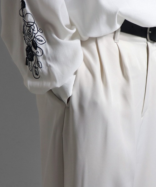 Confirm（コンファーム）の「Confirm / コンファーム イージーワイドフレアパンツ（スラックス・メンズ・アイボリー/ブラック・M/L）」の16枚目の写真