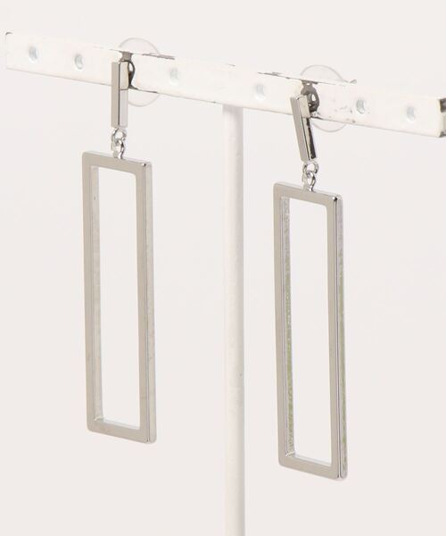 RASVOA（ラスボア）の「スクエアパーツピアス（ピアス（両耳用）・レディース・シルバー・FREE）」の4枚目の写真