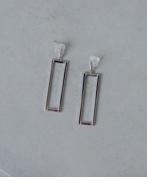 RASVOA（ラスボア）の「スクエアパーツピアス（ピアス（両耳用）・レディース・シルバー・FREE）」の3枚目の写真