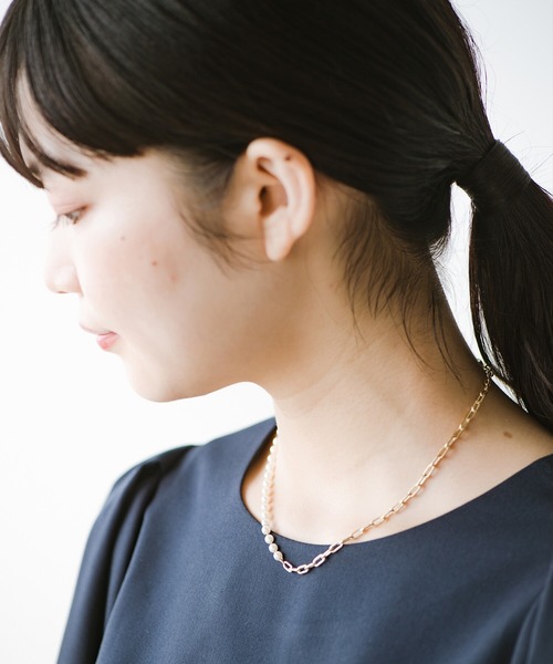 haco!(ハコ)の「コーデの物足りなさを解消!合わせやすいのにこなれて見えるチェーンとプラパールのコンビネックレス(ネックレス・レディース・ゴールド/シルバー・ONE SIZE)」の7枚目の写真