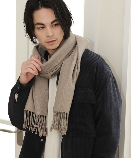 niko and...（ニコアンド）の「[静電気軽減・抗菌防臭]ドラロンワイドストール（マフラー・メンズ・ブラック/ブラウン/グレー/オリーブ・FREE）」の11枚目の写真