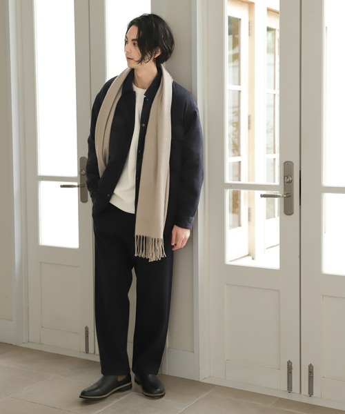 niko and...（ニコアンド）の「[静電気軽減・抗菌防臭]ドラロンワイドストール（マフラー・メンズ・ブラック/ブラウン/グレー/オリーブ・FREE）」の9枚目の写真