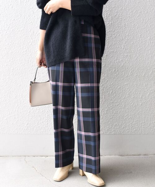 SHIPS(シップス)の「〈手洗い可能〉カラーチェックセミワイドパンツ◆(その他パンツ・レディース・ベージュ/ネイビー・34/36/38/40)」の21枚目の写真