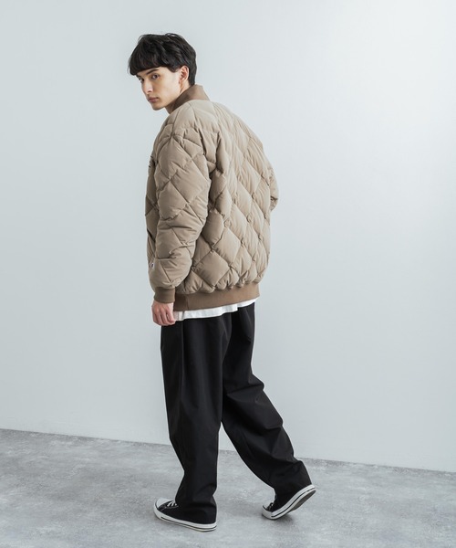 Champion（チャンピオン）の「Champion チャンピオン オーバーサイズ ジップアップダウンジャケット C3-U615（ダウンジャケット/コート・メンズ・ブラック/ベージュ/オリーブ・M/L/XL）」の5枚目の写真