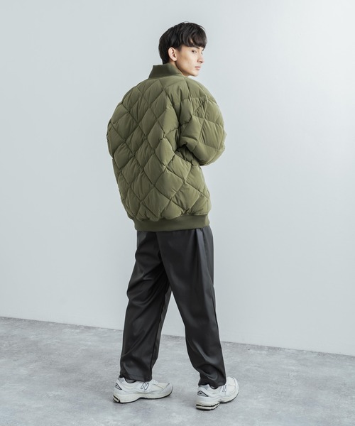 Champion（チャンピオン）の「Champion チャンピオン オーバーサイズ ジップアップダウンジャケット C3-U615（ダウンジャケット/コート・メンズ・ブラック/ベージュ/オリーブ・M/L/XL）」の13枚目の写真
