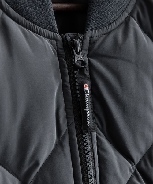 Champion（チャンピオン）の「Champion チャンピオン オーバーサイズ ジップアップダウンジャケット C3-U615（ダウンジャケット/コート・メンズ・ブラック/ベージュ/オリーブ・M/L/XL）」の9枚目の写真