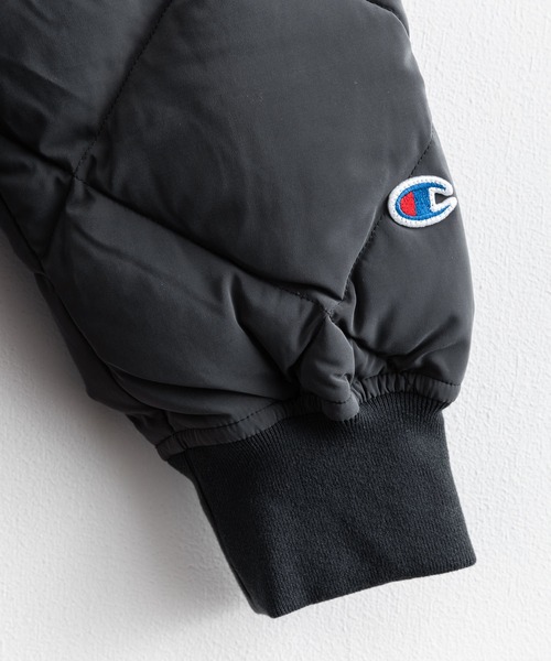 Champion（チャンピオン）の「Champion チャンピオン オーバーサイズ ジップアップダウンジャケット C3-U615（ダウンジャケット/コート・メンズ・ブラック/ベージュ/オリーブ・M/L/XL）」の14枚目の写真