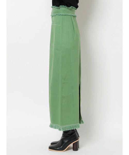 EMODA(エモダ)の「ワイドポケットフリンジスカート(スカート・レディース・アイボリー/ブラック/グリーン・SMALL/MEDIUM)」の15枚目の写真