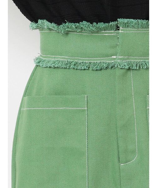 EMODA(エモダ)の「ワイドポケットフリンジスカート(スカート・レディース・アイボリー/ブラック/グリーン・SMALL/MEDIUM)」の17枚目の写真