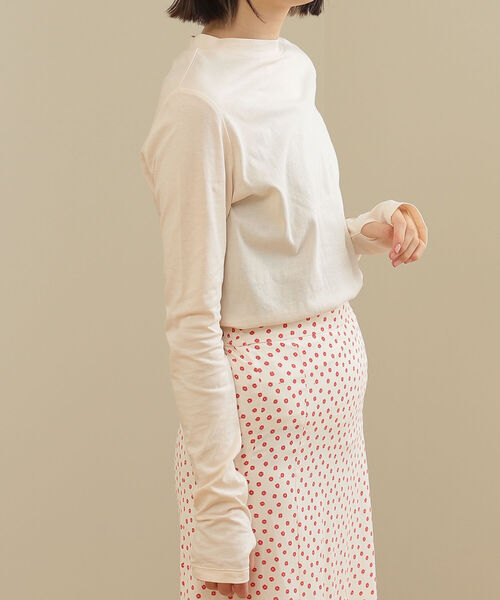 BeAMS DOT（ビームスドット）の「【WEB限定】BeAMS DOT / ベーシック モックネックカットソー（Tシャツ/カットソー・レディース・ピンク/グリーン/ホワイト系その他5・FREE）」の2枚目の写真