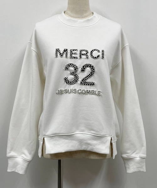 PICCIN（ピッチン）の「ビーズ刺繍プルオーバー（スウェット・レディース・ネイビー/オフホワイト/グレイッシュベージュ・M）」の4枚目の写真
