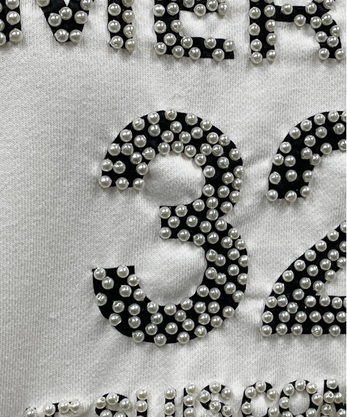 PICCIN（ピッチン）の「ビーズ刺繍プルオーバー（スウェット・レディース・ネイビー/オフホワイト/グレイッシュベージュ・M）」の5枚目の写真