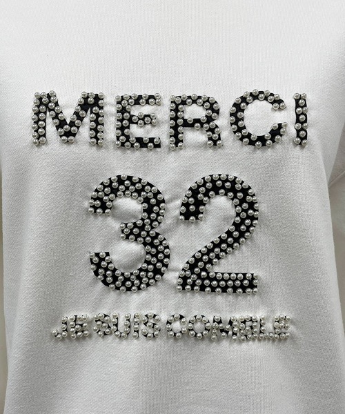 PICCIN（ピッチン）の「ビーズ刺繍プルオーバー（スウェット・レディース・ネイビー/オフホワイト/グレイッシュベージュ・M）」の9枚目の写真