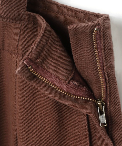 andme（アンドミー）の「コットンツイルサイドポケットワイドサロペット（サロペット/オーバーオール・レディース・ブラック/オフホワイト/キナリ/グリーン/ブラウン・M/L）」の10枚目の写真