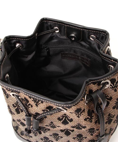 PATRICK COX（パトリック・コックス）の「PATRICK COX(パトリック・コックス)　BC・リリィバスケット　ショルダー（ショルダーバッグ・レディース・ブラック/ベージュ・FREE）」の5枚目の写真