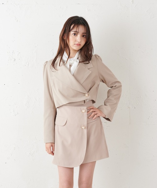 MIIA（ミーア）の「カシュクールショートテーラードジャケット（カーディガン/ボレロ・レディース・ブラック/ベージュ/グリーン・FREE）」の19枚目の写真