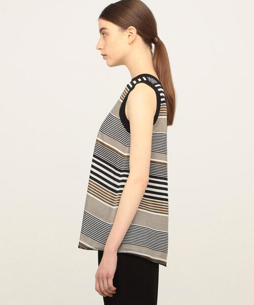 TOMORROWLAND （トゥモローランド）の「ランダムストライプノースリーブブラウス（シャツ/ブラウス・レディース・ブラウン系その他・36）」の4枚目の写真