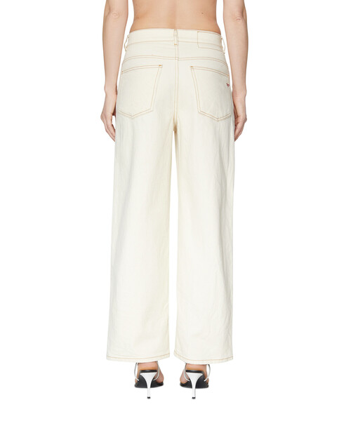 DIESEL（ディーゼル）の「FW22 レディース デニム ワイドフレア ホワイトデニム（デニムパンツ・レディース・ホワイト・30inch/29inch/24inch/27inch/26inch/23inch/25inch/28inch）」の8枚目の写真