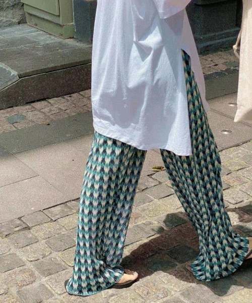 Vipoa（ヴィポア）の「パターンプリーツパンツ（その他パンツ・レディース・ブルー・FREE）」の11枚目の写真