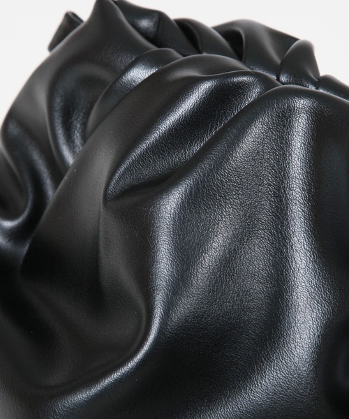 Julia Boutique（ジュリアブティック）の「3WAYチェーンギャザーショルダーバッグ/22138（ショルダーバッグ・レディース・ブラウン/パープル/ホワイト/ブラック・ONE）」の17枚目の写真