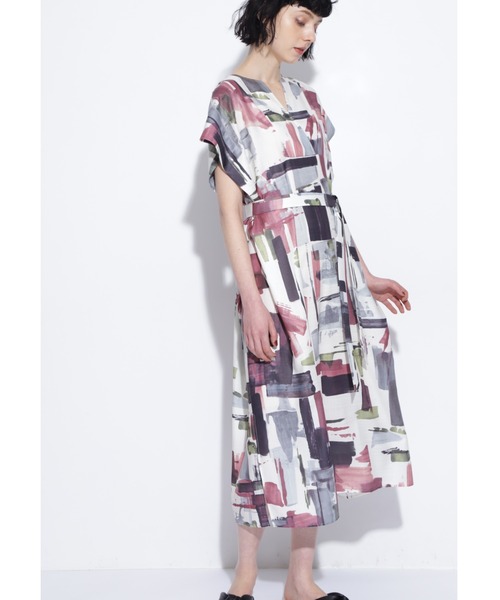 BOSCH（ボッシュ）の「◆ビックペイントプリントワンピース（ワンピース・レディース・ホワイト系その他/ブラック系その他・38/36）」の2枚目の写真